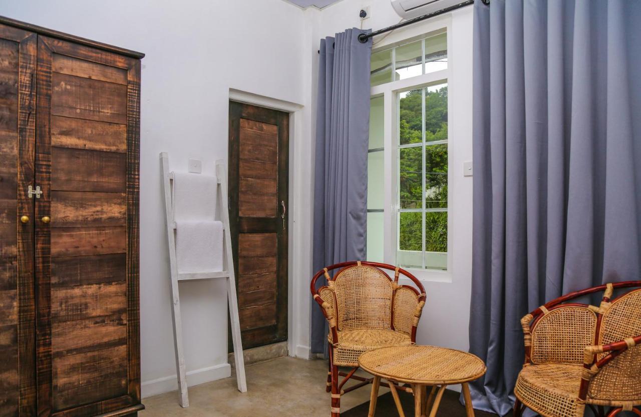 Hotel Aria Hills Boutique à Kandy Extérieur photo