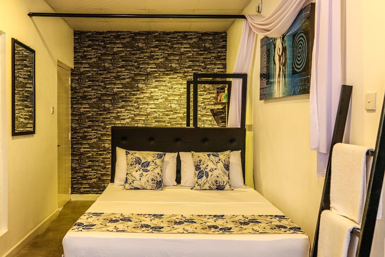 Hotel Aria Hills Boutique à Kandy Extérieur photo