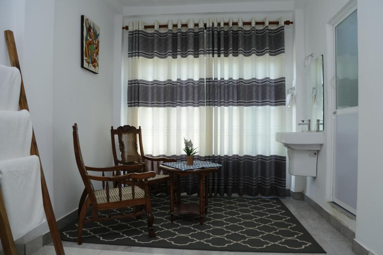 Hotel Aria Hills Boutique à Kandy Extérieur photo