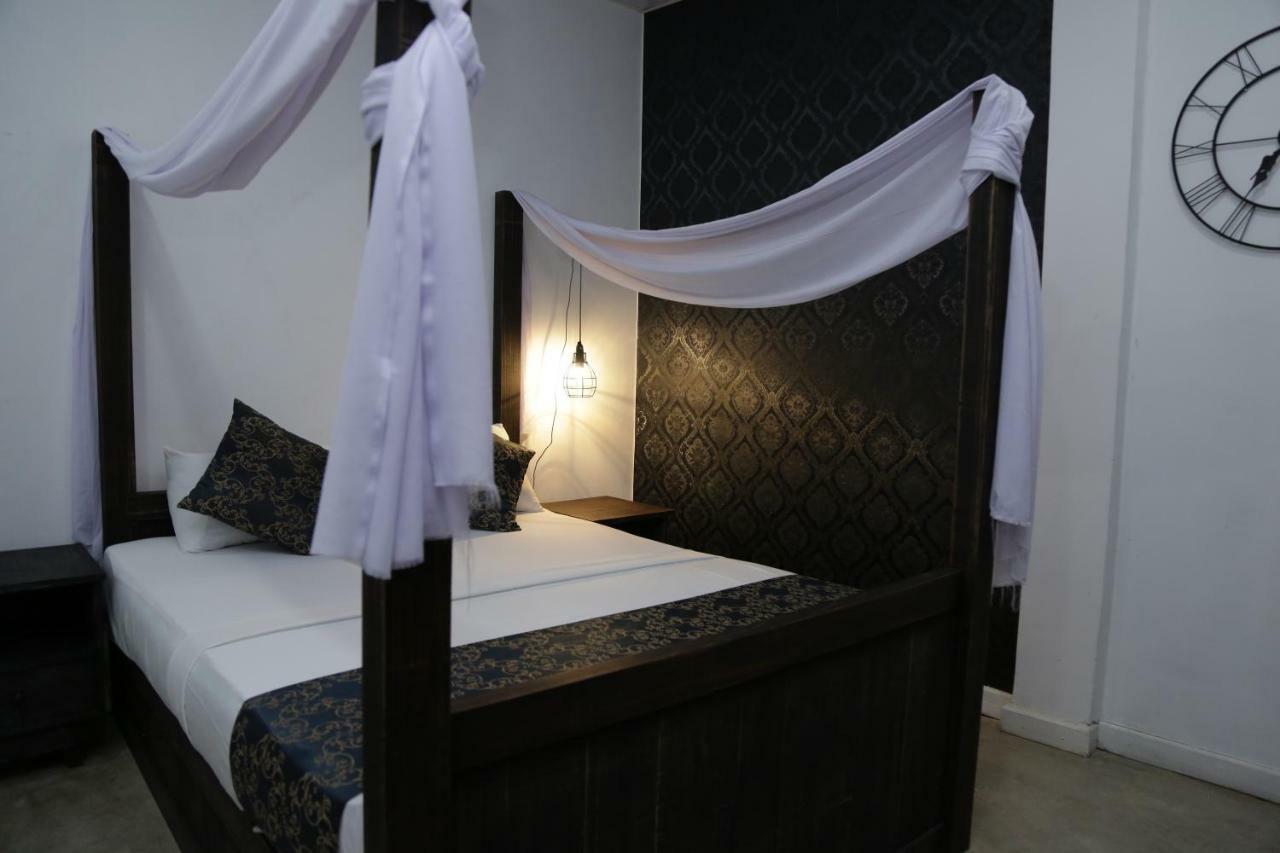 Hotel Aria Hills Boutique à Kandy Extérieur photo