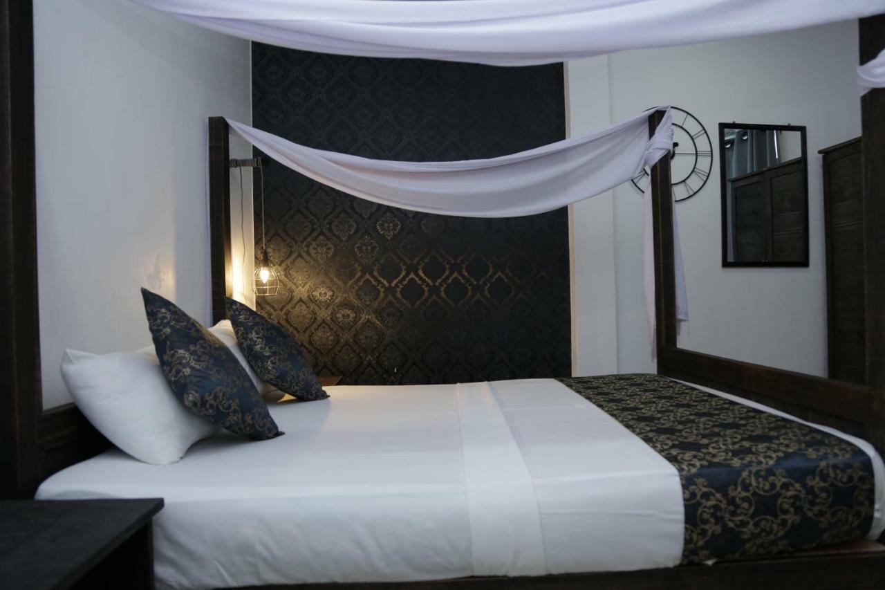 Hotel Aria Hills Boutique à Kandy Extérieur photo