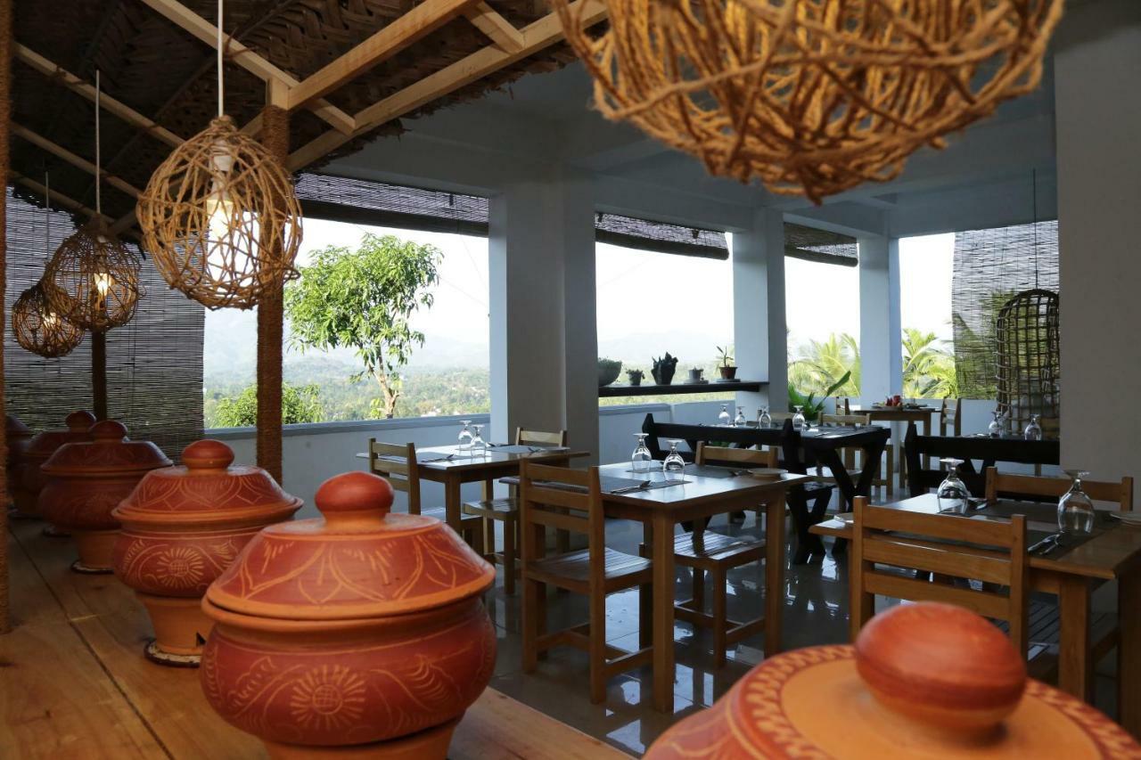 Hotel Aria Hills Boutique à Kandy Extérieur photo