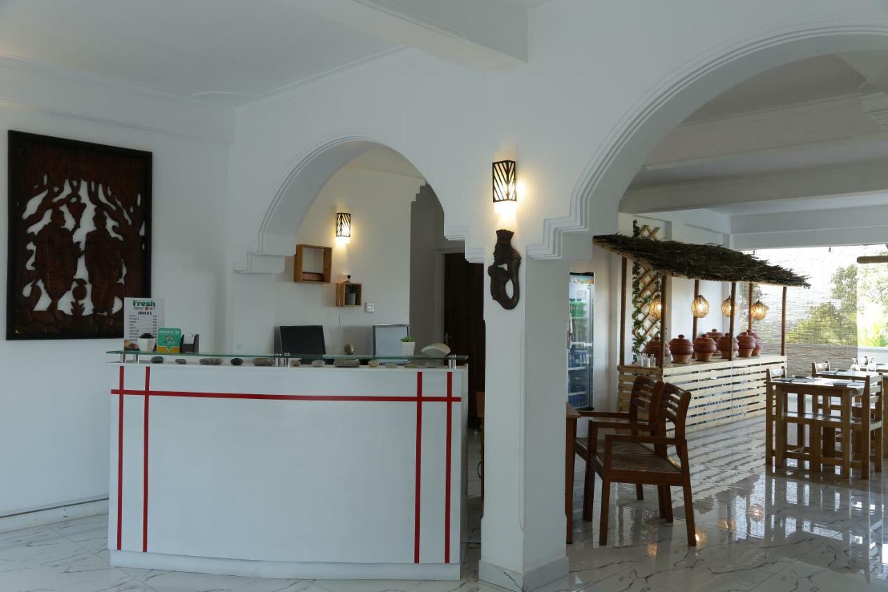 Hotel Aria Hills Boutique à Kandy Extérieur photo