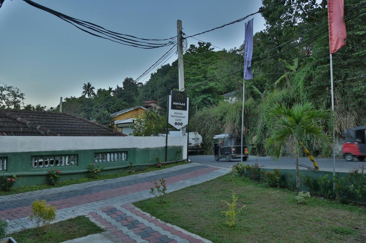 Hotel Aria Hills Boutique à Kandy Extérieur photo